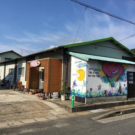 Season 2 Hotel Naoshima Exterior photo